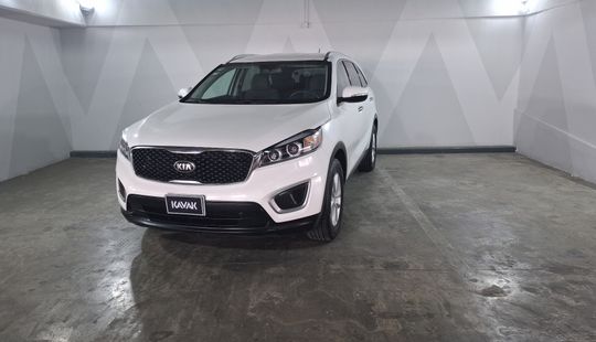 Kia • Sorento