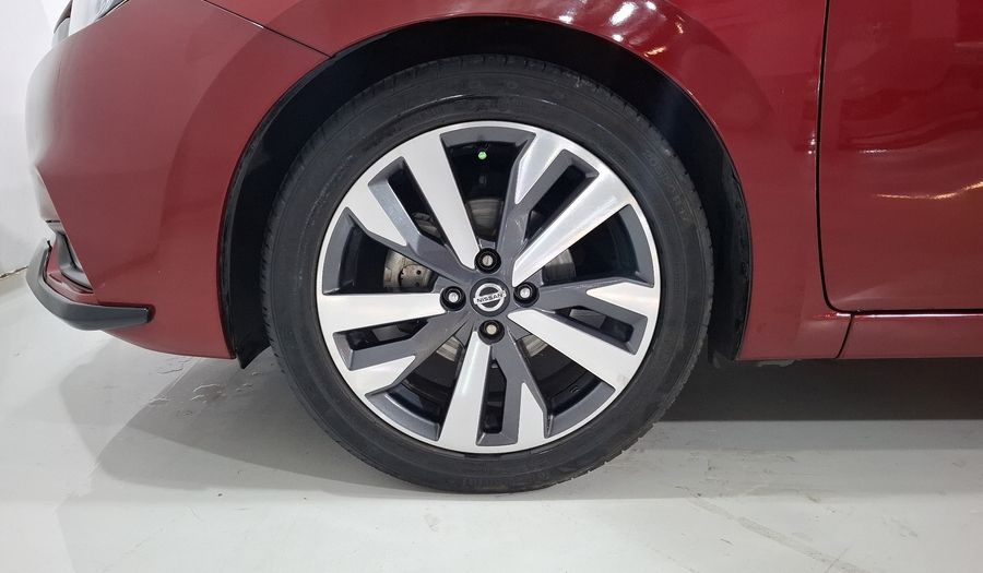 Nissan Versa 1.6 PLATINUM CVT Sedan 2020