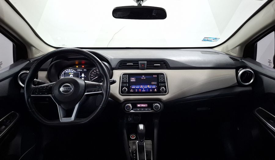 Nissan Versa 1.6 PLATINUM CVT Sedan 2020