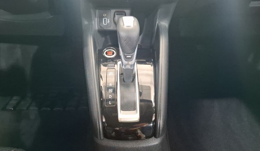 Nissan Versa 1.6 PLATINUM CVT Sedan 2020