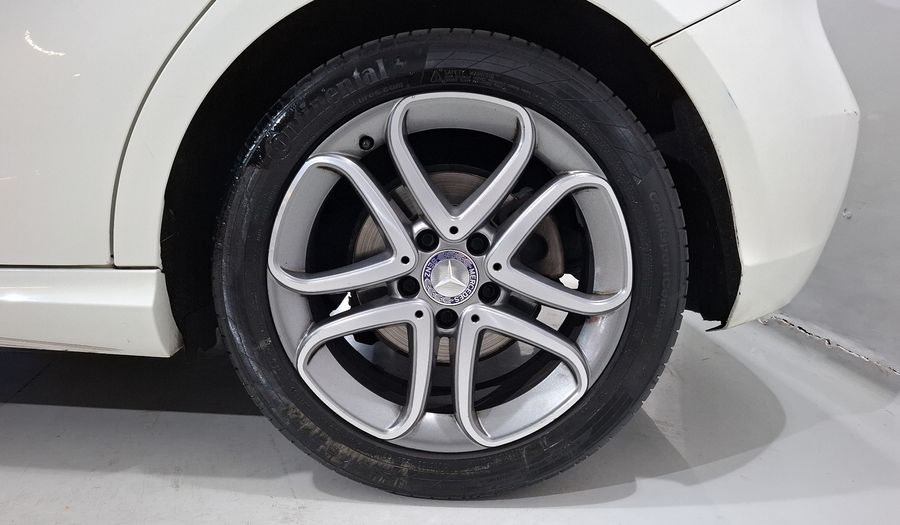 Mercedes Benz Clase A 1.6 200 STYLE Hatchback 2017