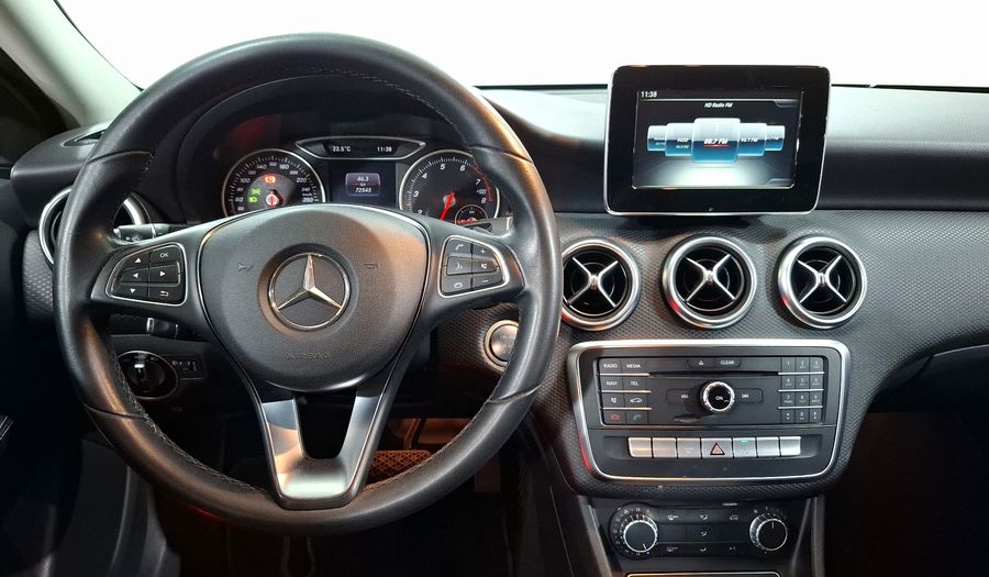 Mercedes Benz Clase A 1.6 200 STYLE Hatchback 2017