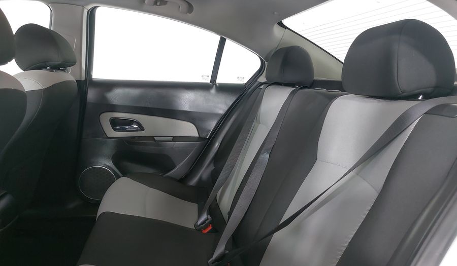 Chevrolet Cruze 1.8 LS M MT Sedan 2016