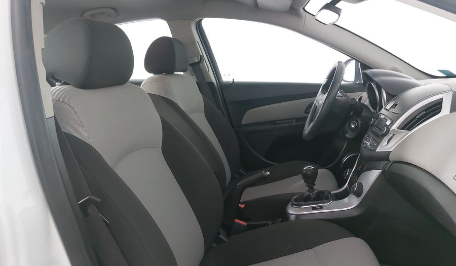 Chevrolet Cruze 1.8 LS M MT Sedan 2016