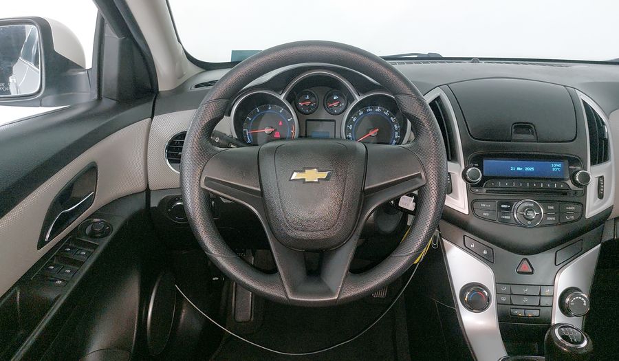 Chevrolet Cruze 1.8 LS M MT Sedan 2016
