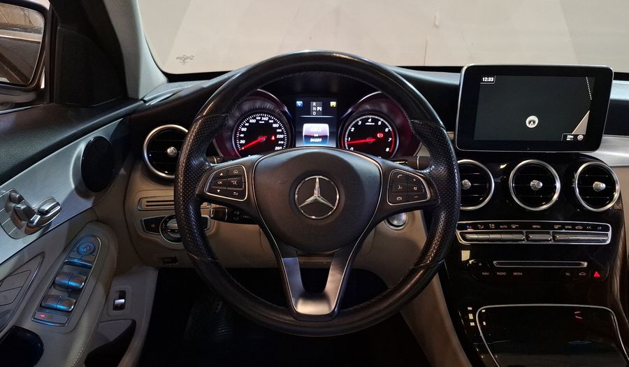 Mercedes Benz Clase C 2.0 200 CGI SPORT AT Sedan 2017