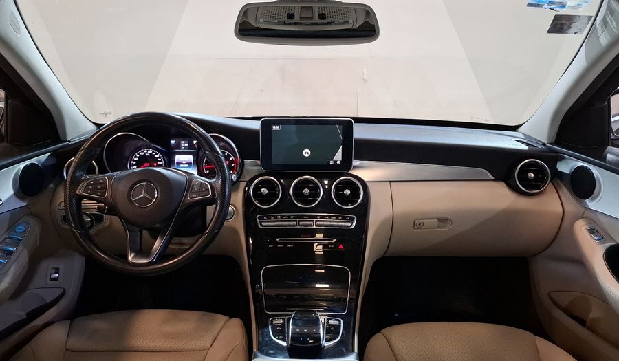 Mercedes Benz Clase C 2.0 200 CGI SPORT AT Sedan 2017