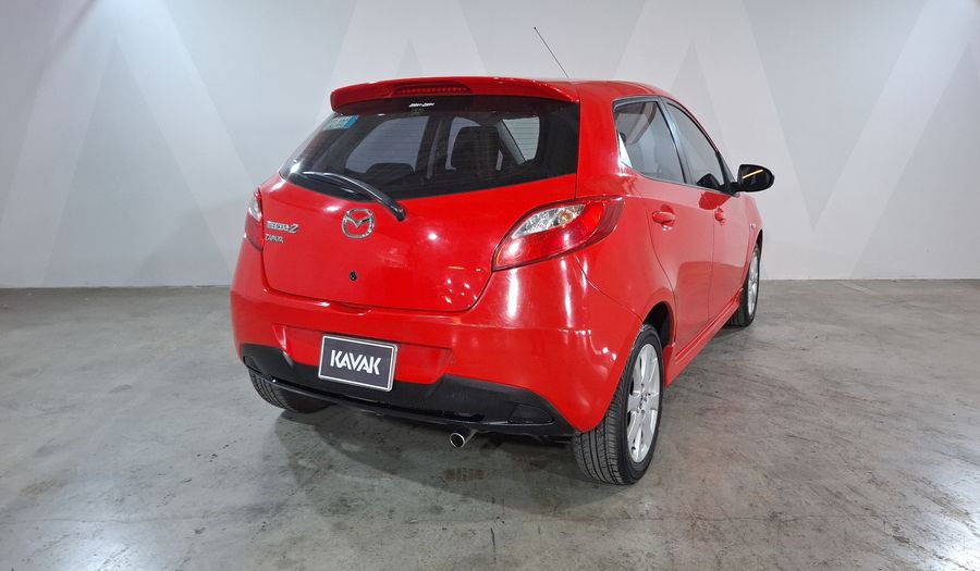 Mazda 2 1.5 TOURING TA Hatchback 2015