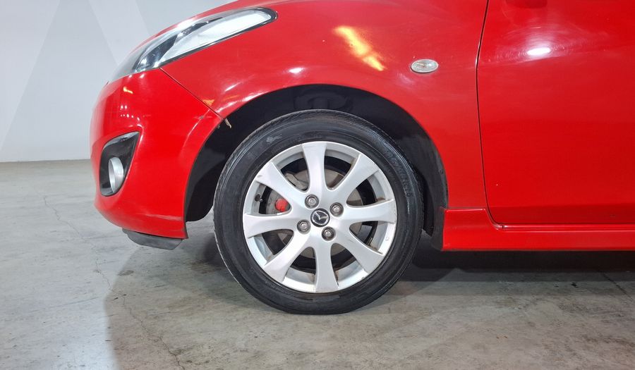 Mazda 2 1.5 TOURING TA Hatchback 2015