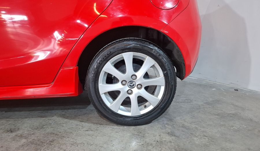 Mazda 2 1.5 TOURING TA Hatchback 2015
