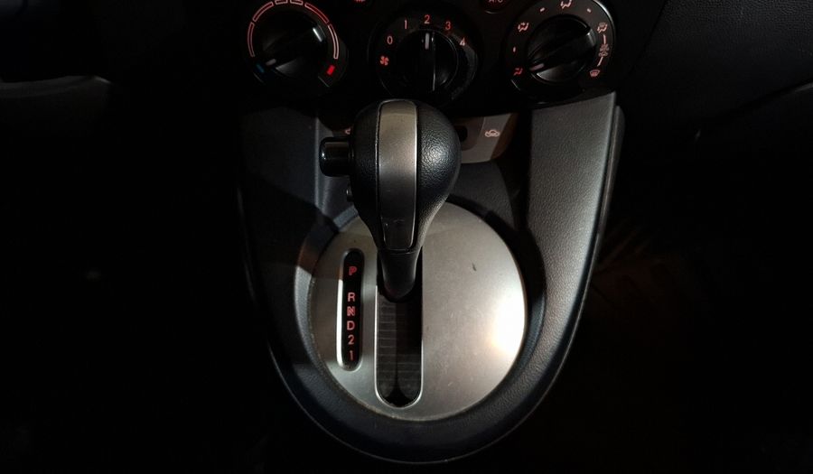 Mazda 2 1.5 TOURING TA Hatchback 2015