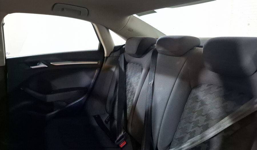 Audi A3 1.8 TFSI AMBIENTE S TRONIC Sedan 2015