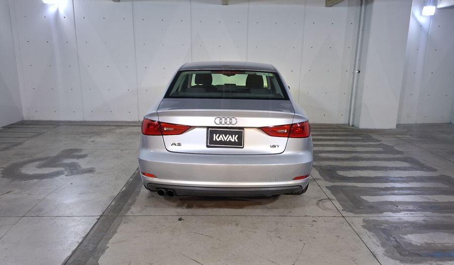 Audi A3 1.8 TFSI AMBIENTE S TRONIC Sedan 2015