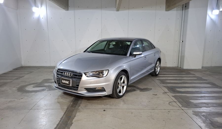 Audi A3 1.8 TFSI AMBIENTE S TRONIC Sedan 2015