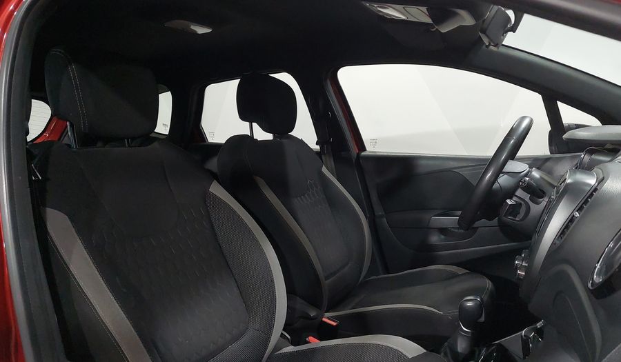 Renault Captur 2.0 INTENS DEH SMR M AUTO Hatchback 2021