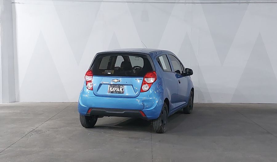 Chevrolet Spark 1.2 LT B MT Hatchback 2015