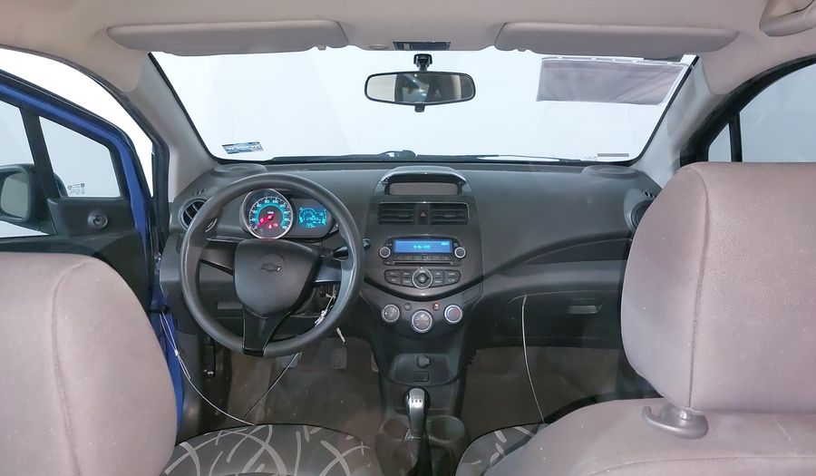Chevrolet Spark 1.2 LT B MT Hatchback 2015