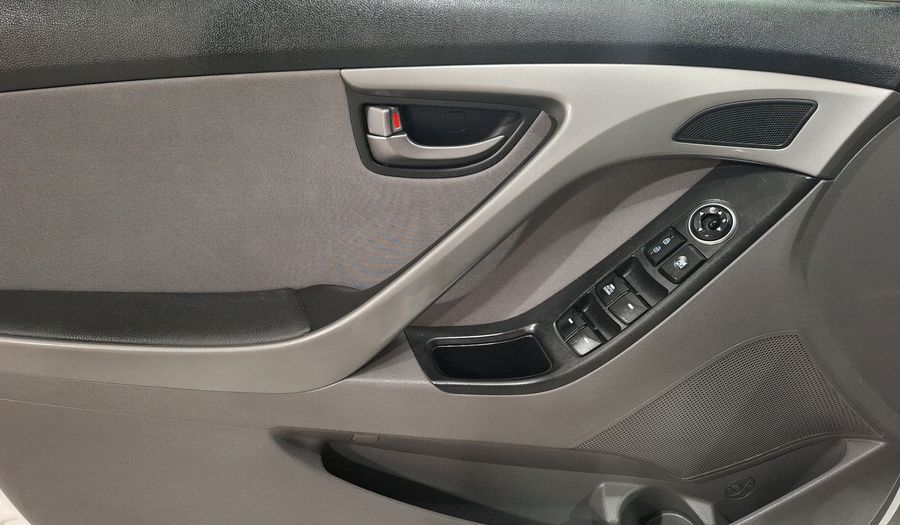 Hyundai Elantra 1.8 GLS PREMIUM AT Sedan 2015