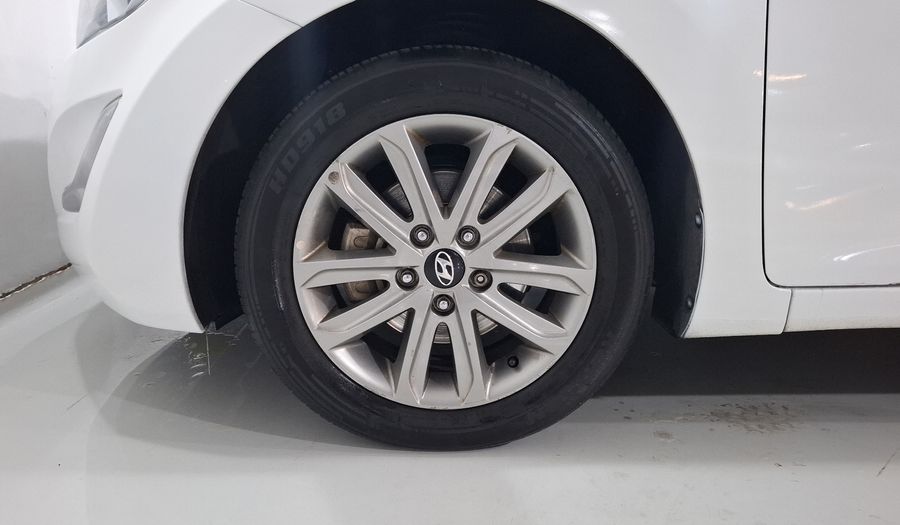 Hyundai Elantra 1.8 GLS PREMIUM AT Sedan 2015