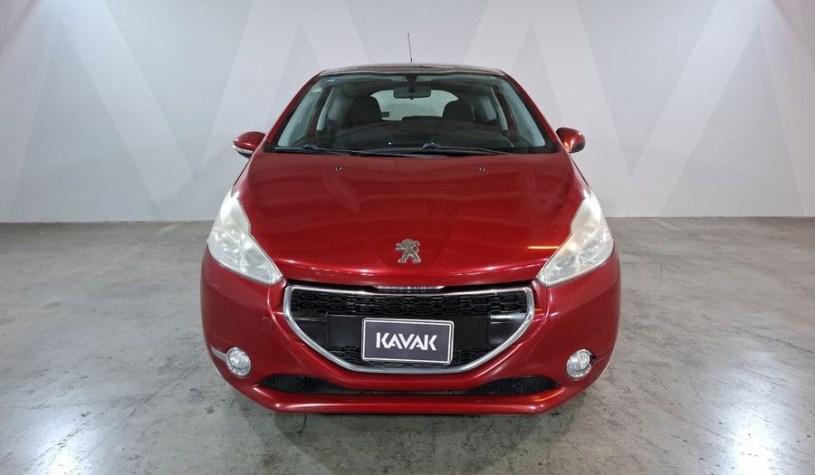 Peugeot 208 1.6 ALLURE MT Hatchback 2015