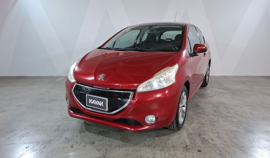 Peugeot 208 1.6 ALLURE MT Hatchback 2015