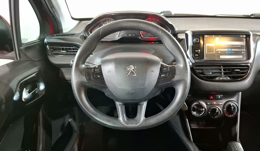 Peugeot 208 1.6 ALLURE MT Hatchback 2015