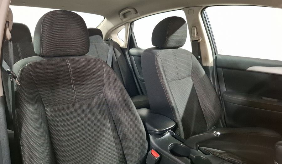 Nissan Sentra 1.8 ADVANCE CVT Sedan 2016