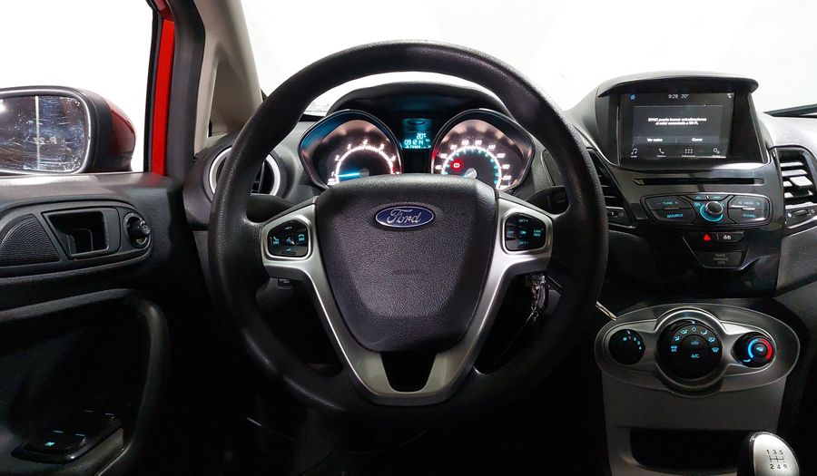 Ford Fiesta 1.6 SE Sedan 2018