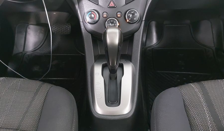 Chevrolet Sonic 1.6 AT K LT Hatchback 2016