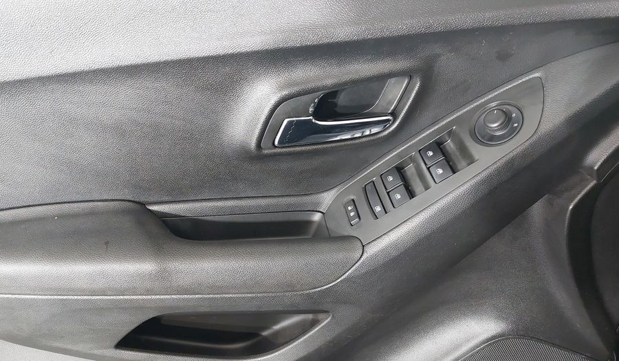 Chevrolet Tracker MPFI LTZ Suv 2015