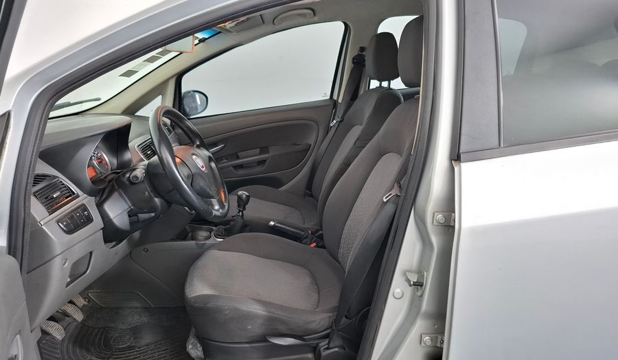 Fiat Punto 1.4 ATTRACTIVE 5P Hatchback 2011
