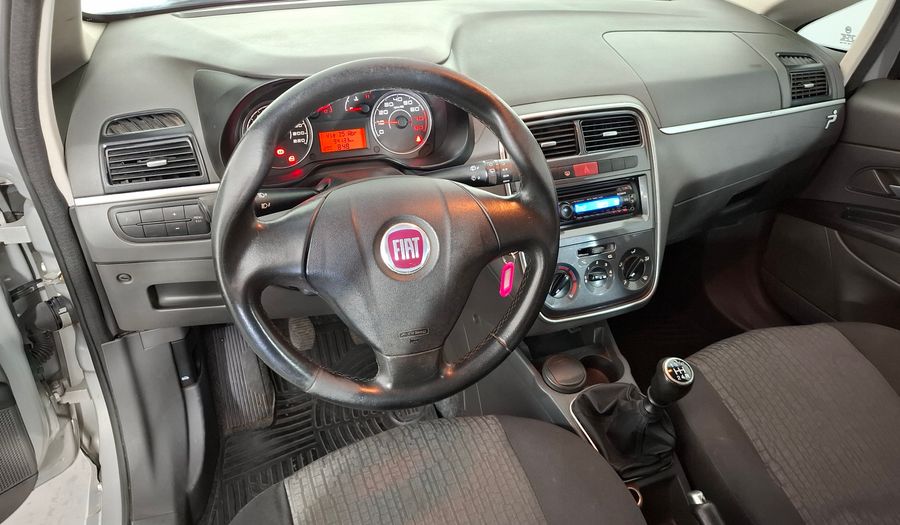 Fiat Punto 1.4 ATTRACTIVE 5P Hatchback 2011