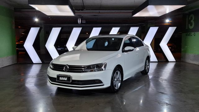 Volkswagen • Vento