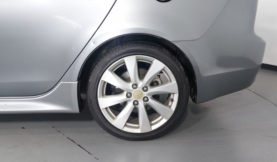 Mitsubishi Lancer 2.4 GTS CVT SUN & SOUND Sedan 2015