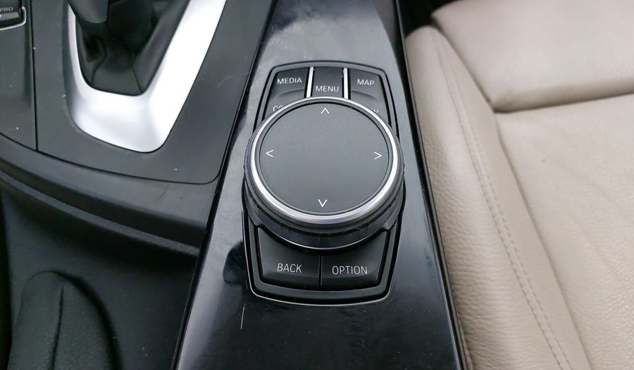 Bmw Serie 3 2.0 330IA SPORT LINE AUTO Sedan 2018