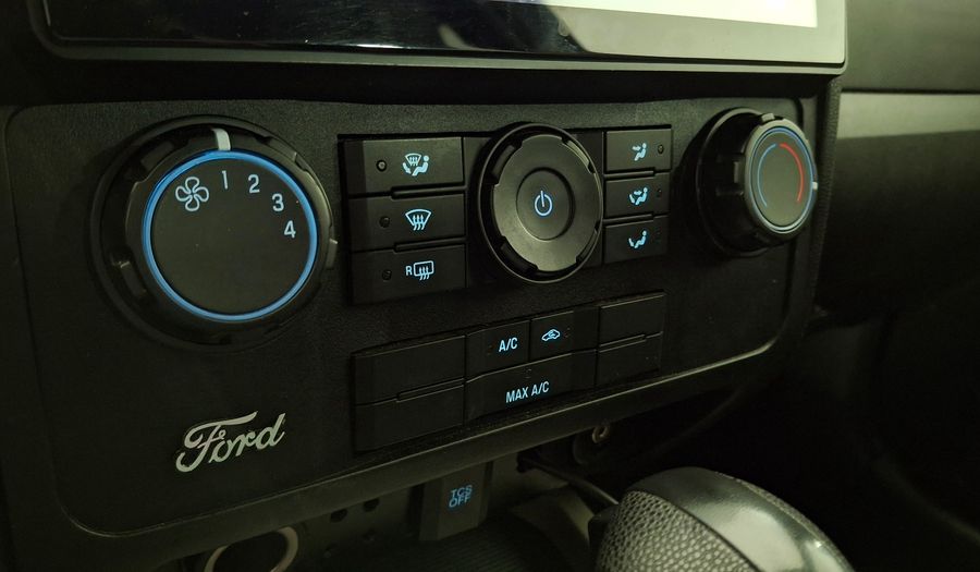 Ford Escape 2.5 XLT AUTO 4X2 Suv 2011