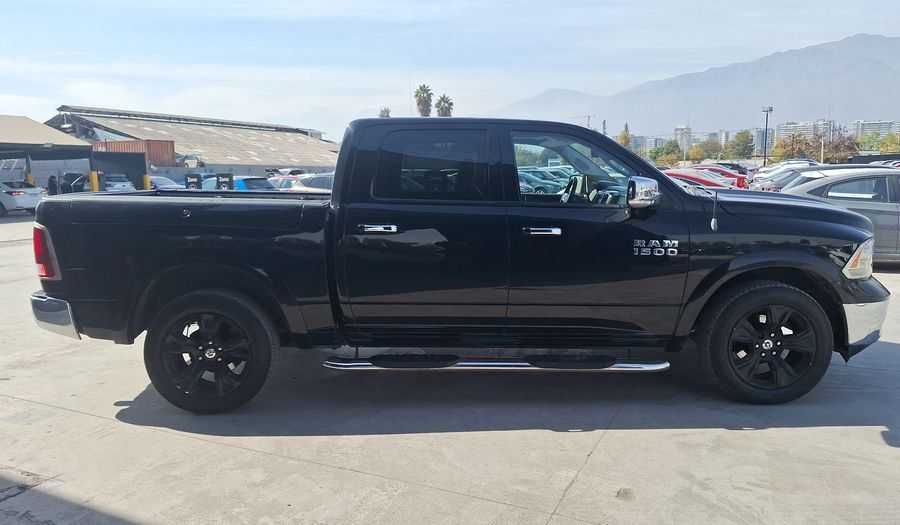 Dodge Ram 5.7 1500 LARAMIE AUTO CREW CAB 4WD Pickup 2014