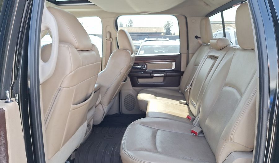 Dodge Ram 5.7 1500 LARAMIE AUTO CREW CAB 4WD Pickup 2014