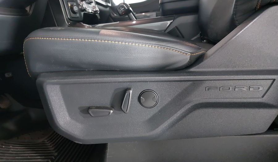 Ford Lobo 3.5 LOBO ECOBOOST TREMOR CREW CAB AT 4WD Pickup 2023