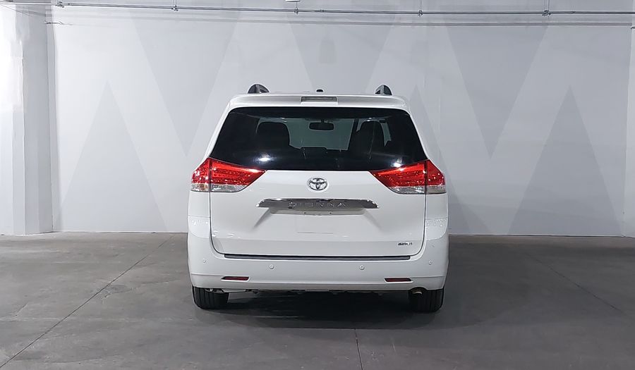 Toyota Sienna 3.5 LIMITED AT Minivan 2014