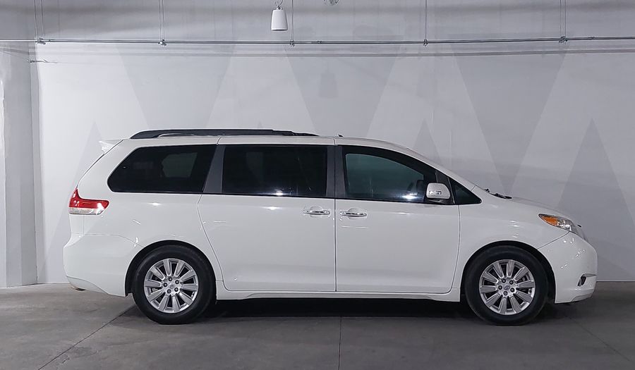 Toyota Sienna 3.5 LIMITED AT Minivan 2014