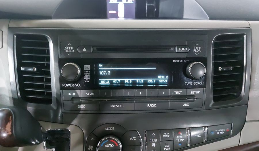 Toyota Sienna 3.5 LIMITED AT Minivan 2014