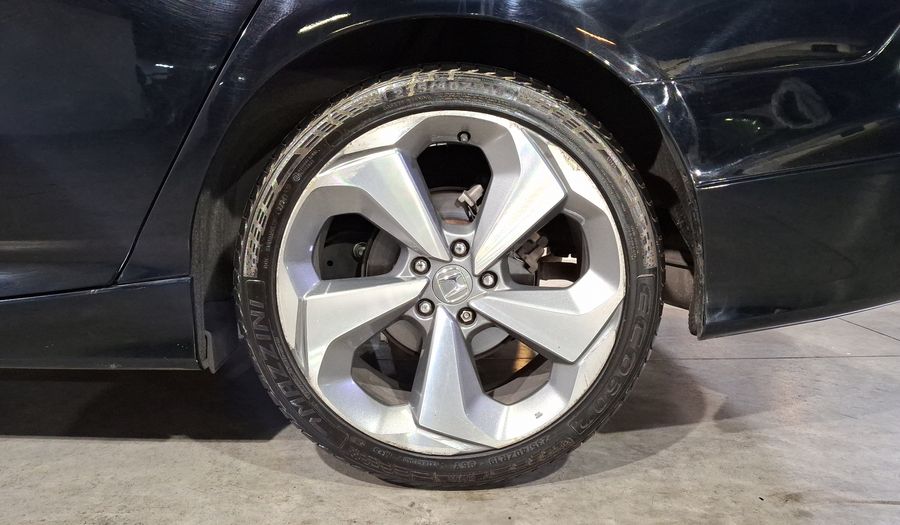Honda Accord 2.0 TOURING AUTO Sedan 2019