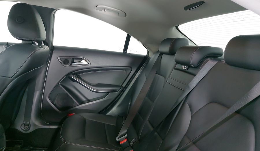 Mercedes Benz Clase Cla 1.6 CLA 200 SPORT DCT Coupe 2019