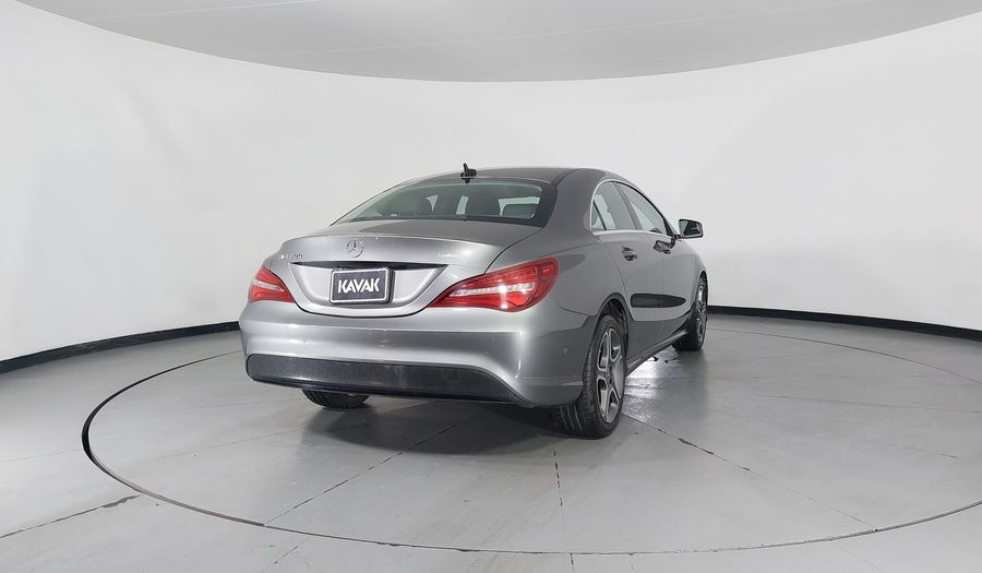 Mercedes Benz Clase Cla 1.6 CLA 200 SPORT DCT Coupe 2019