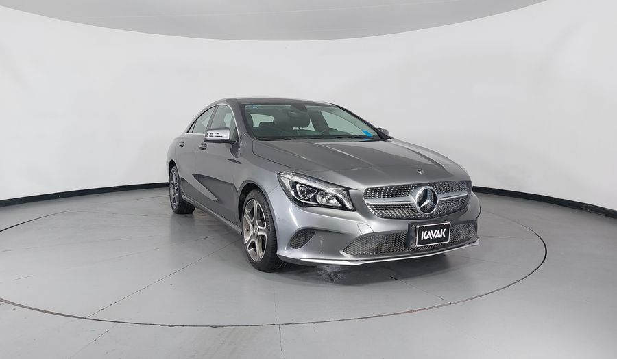 Mercedes Benz Clase Cla 1.6 CLA 200 SPORT DCT Coupe 2019