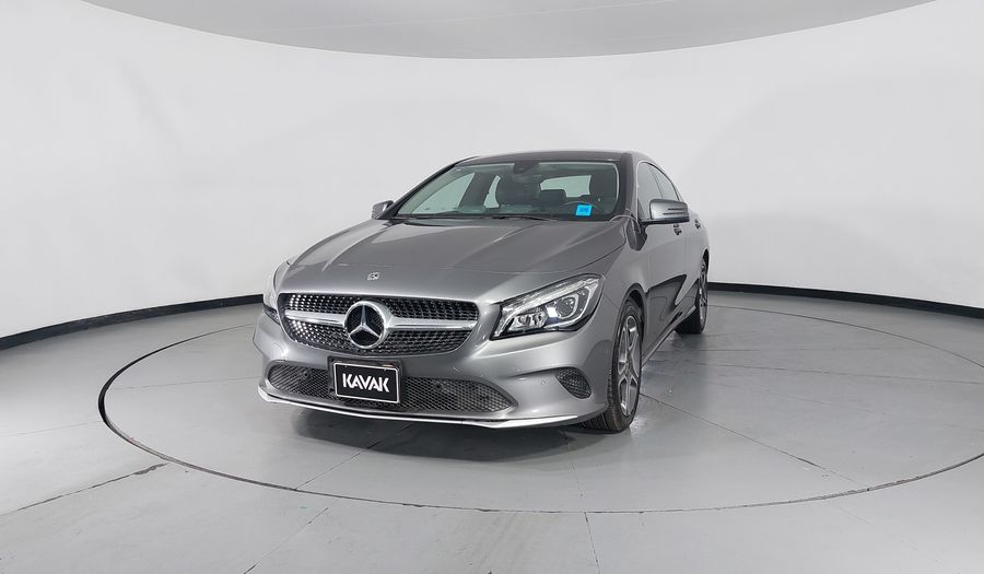 Mercedes Benz Clase Cla 1.6 CLA 200 SPORT DCT Coupe 2019