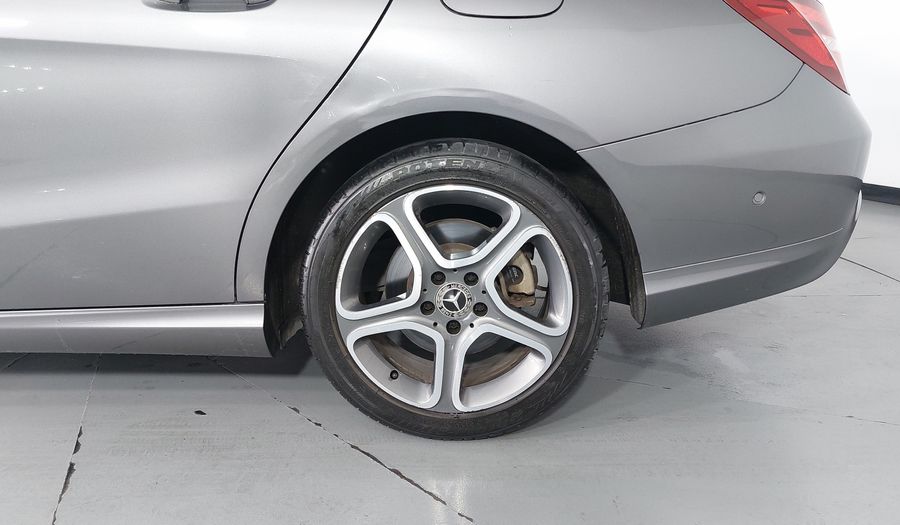 Mercedes Benz Clase Cla 1.6 CLA 200 SPORT DCT Coupe 2019