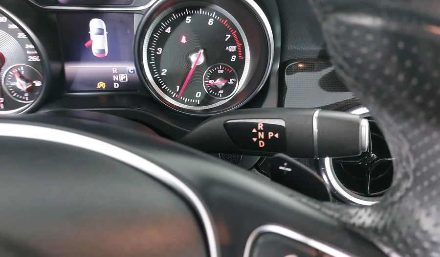 Mercedes Benz Clase Cla 1.6 CLA 200 SPORT DCT Coupe 2019