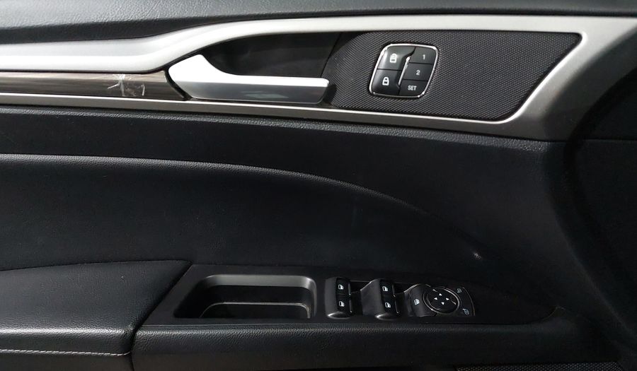 Ford Fusion 2.0 SEL AUTO Sedan 2019
